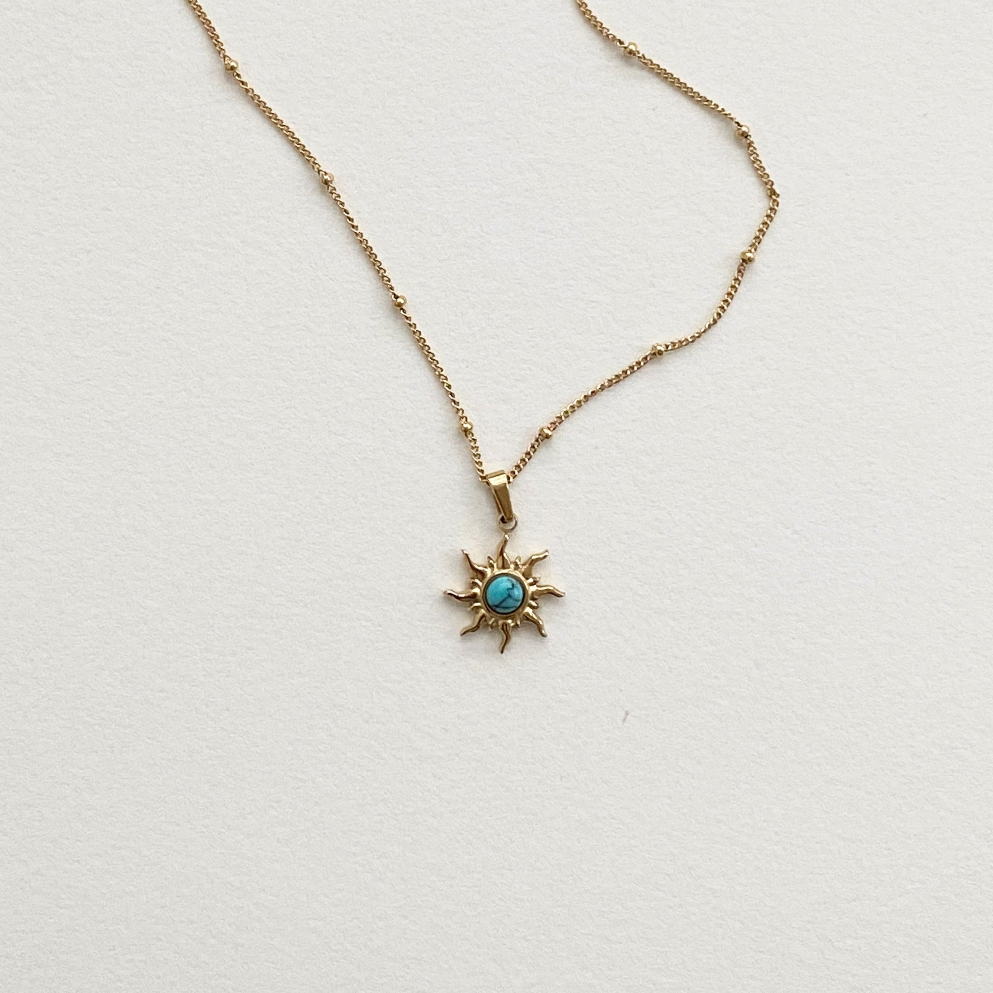 Meideya jewelry turquosie sun pendant necklace