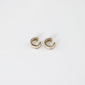 White Baguette -Ear Cuff