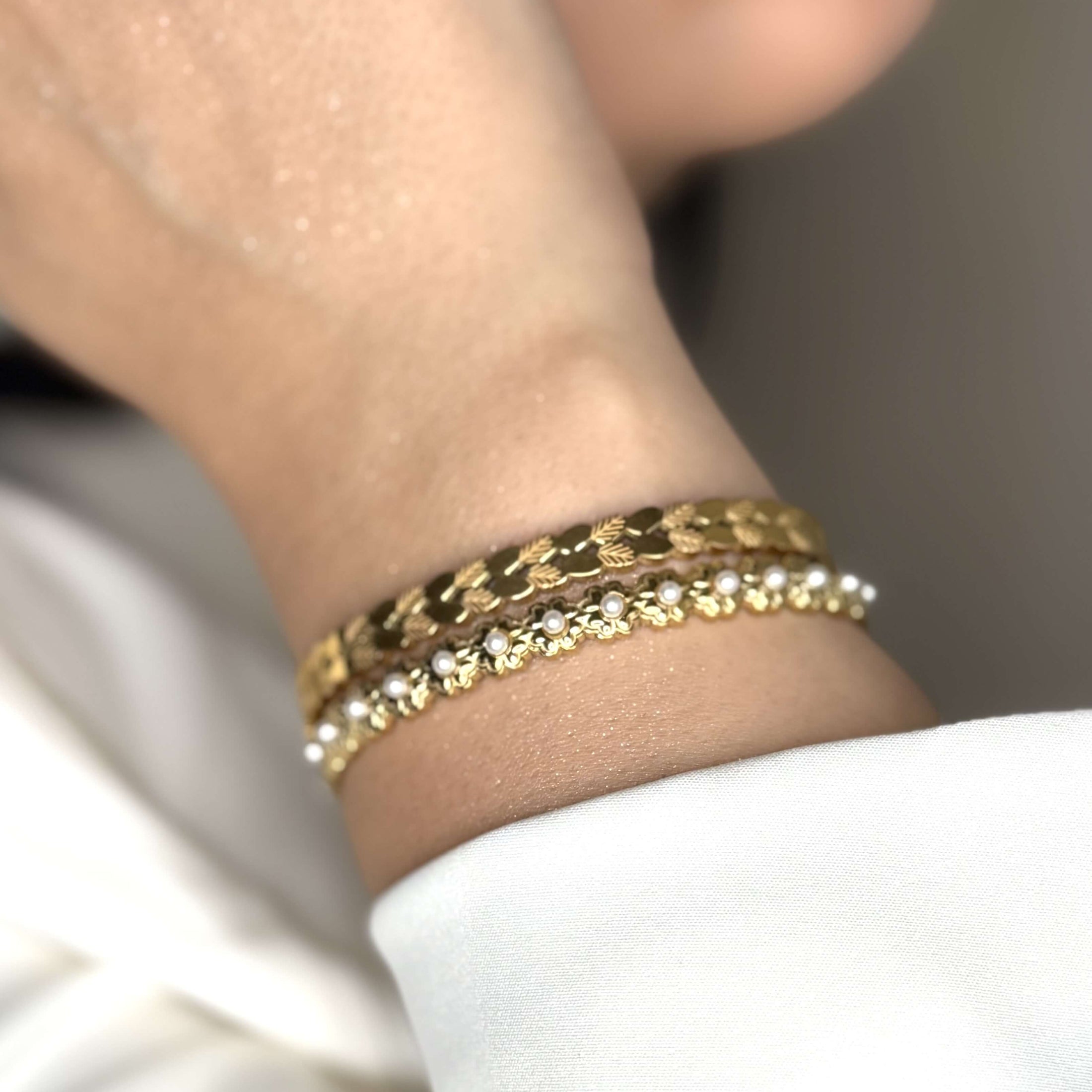 Waterproof Stainless Steel Leaf Bangle Bracelet, 18k gold-plated stainless steel