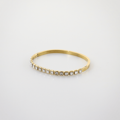 gold bangle bracelet for women