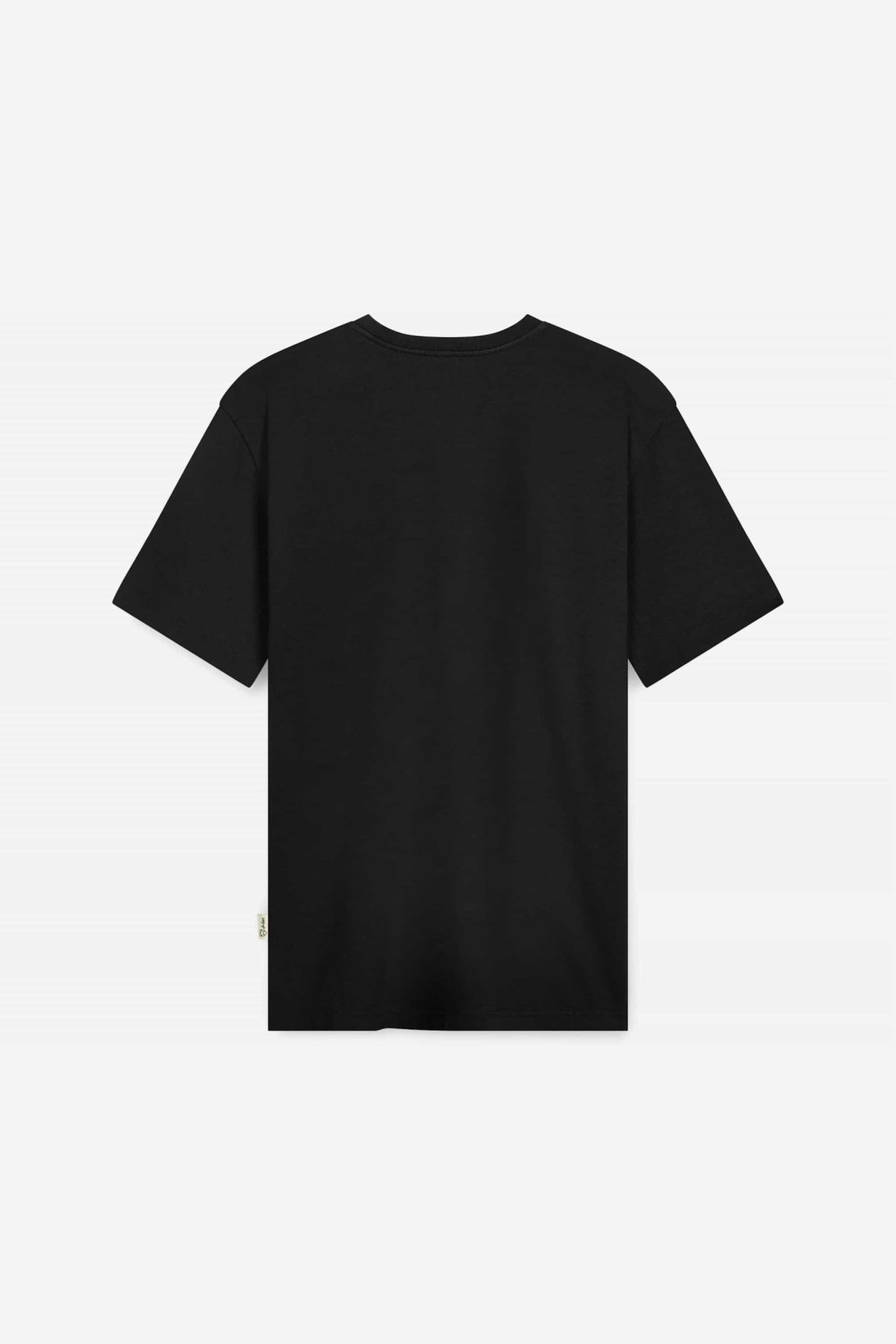 Black Tee Milkmaid - Stylr