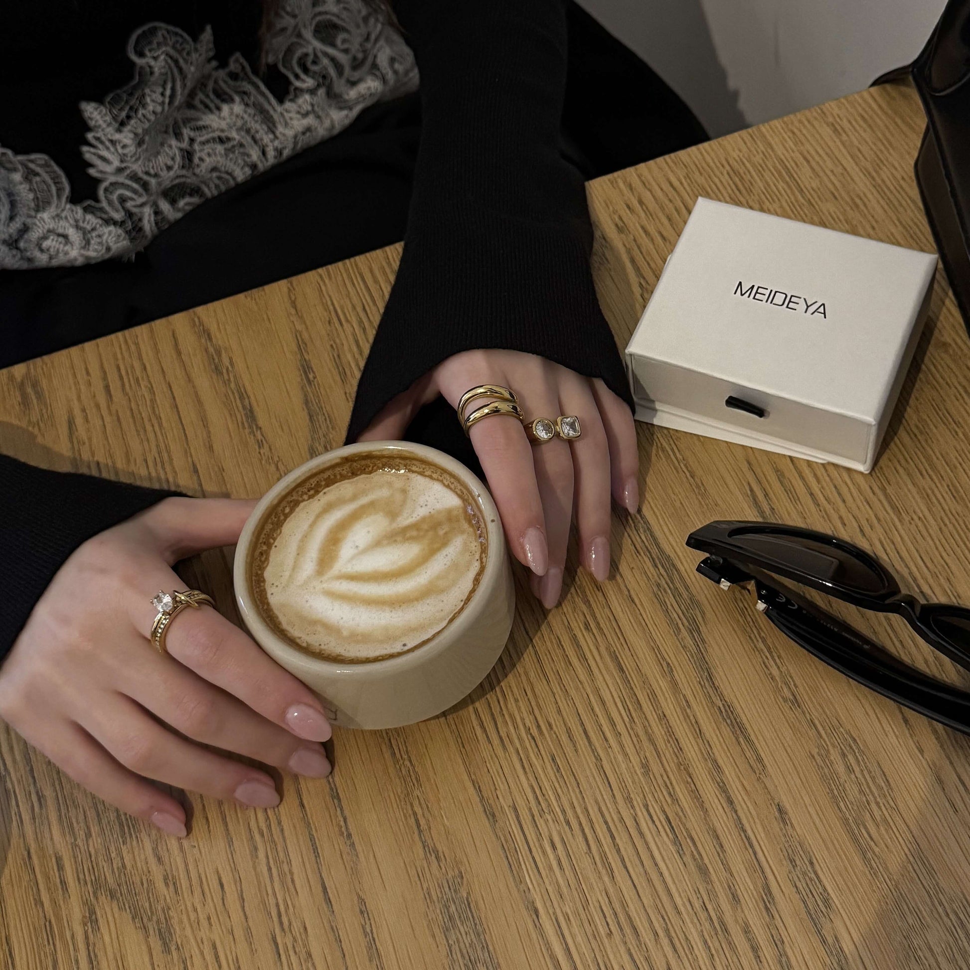 Meideya Oval Pave Duo Ring Set, waterproof 18k gold-plated stainless steel