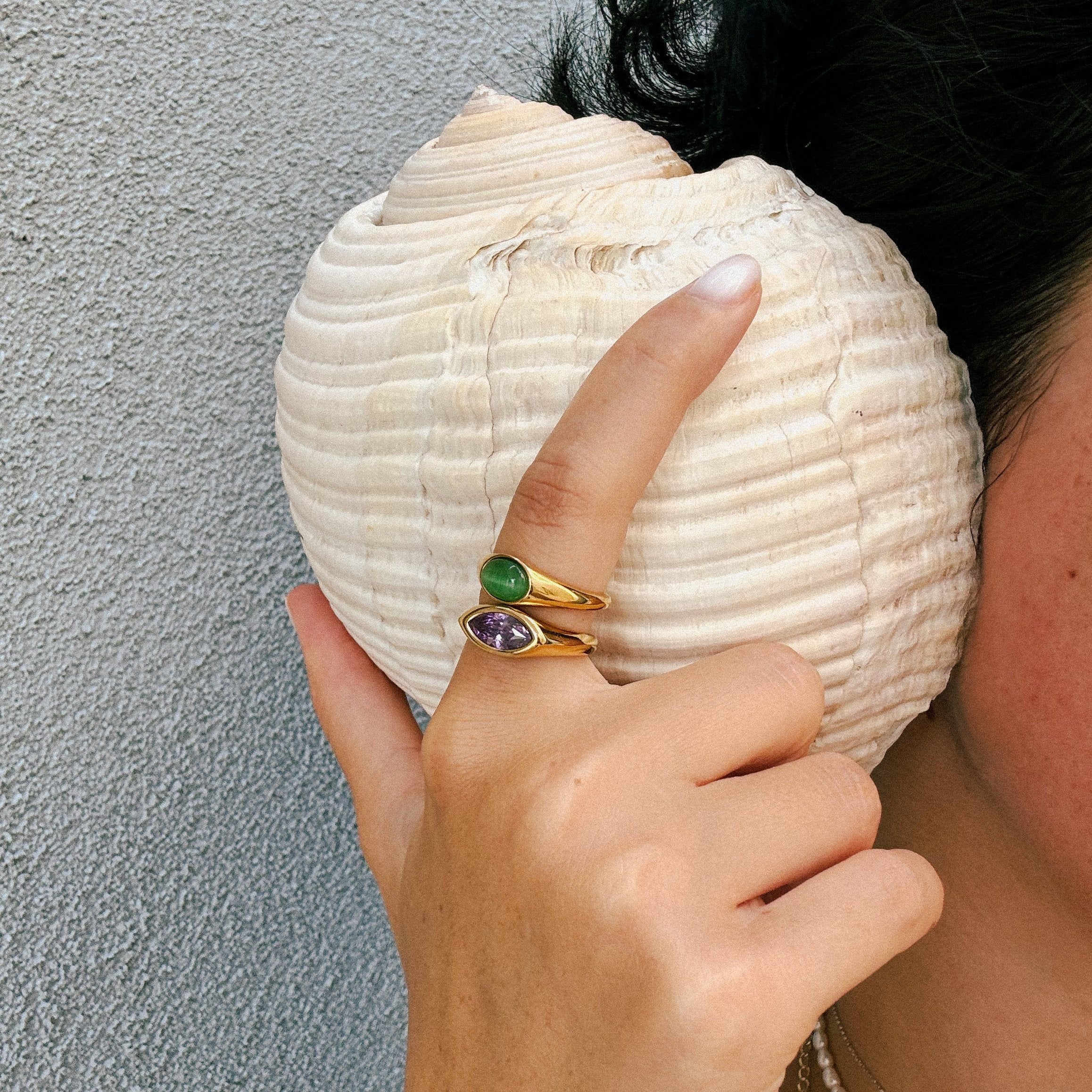 cat's eye gold ring