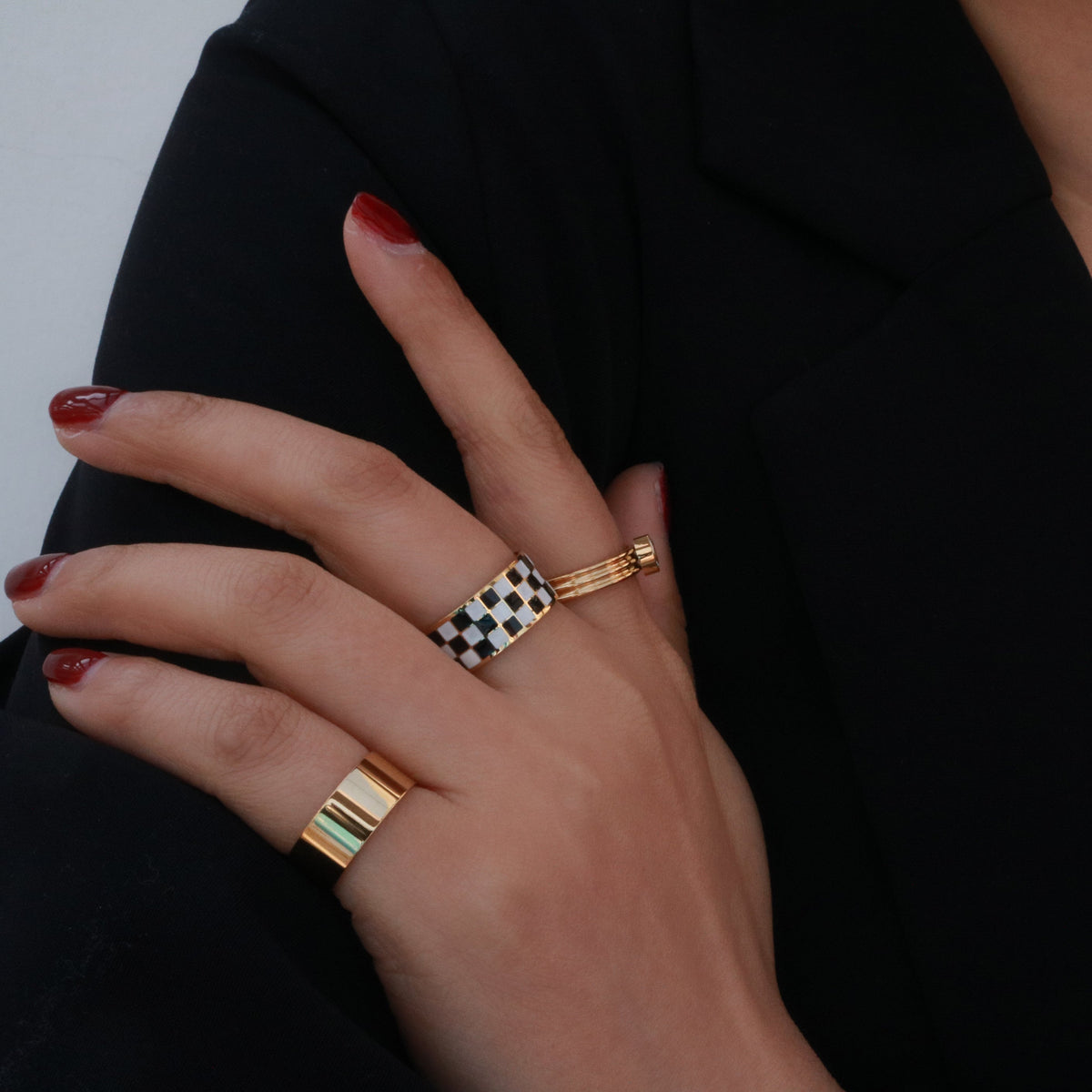 checkboard ring