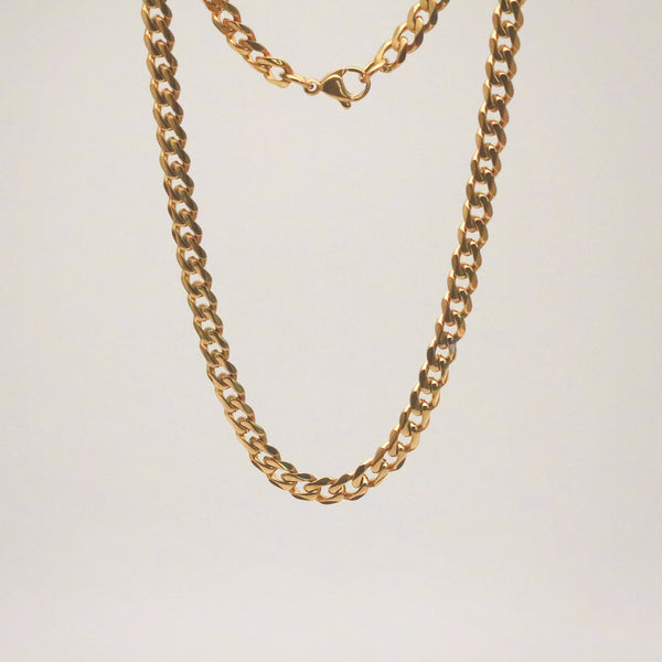 Cora Curb Chain Necklace – 18k Gold Stainless Steel