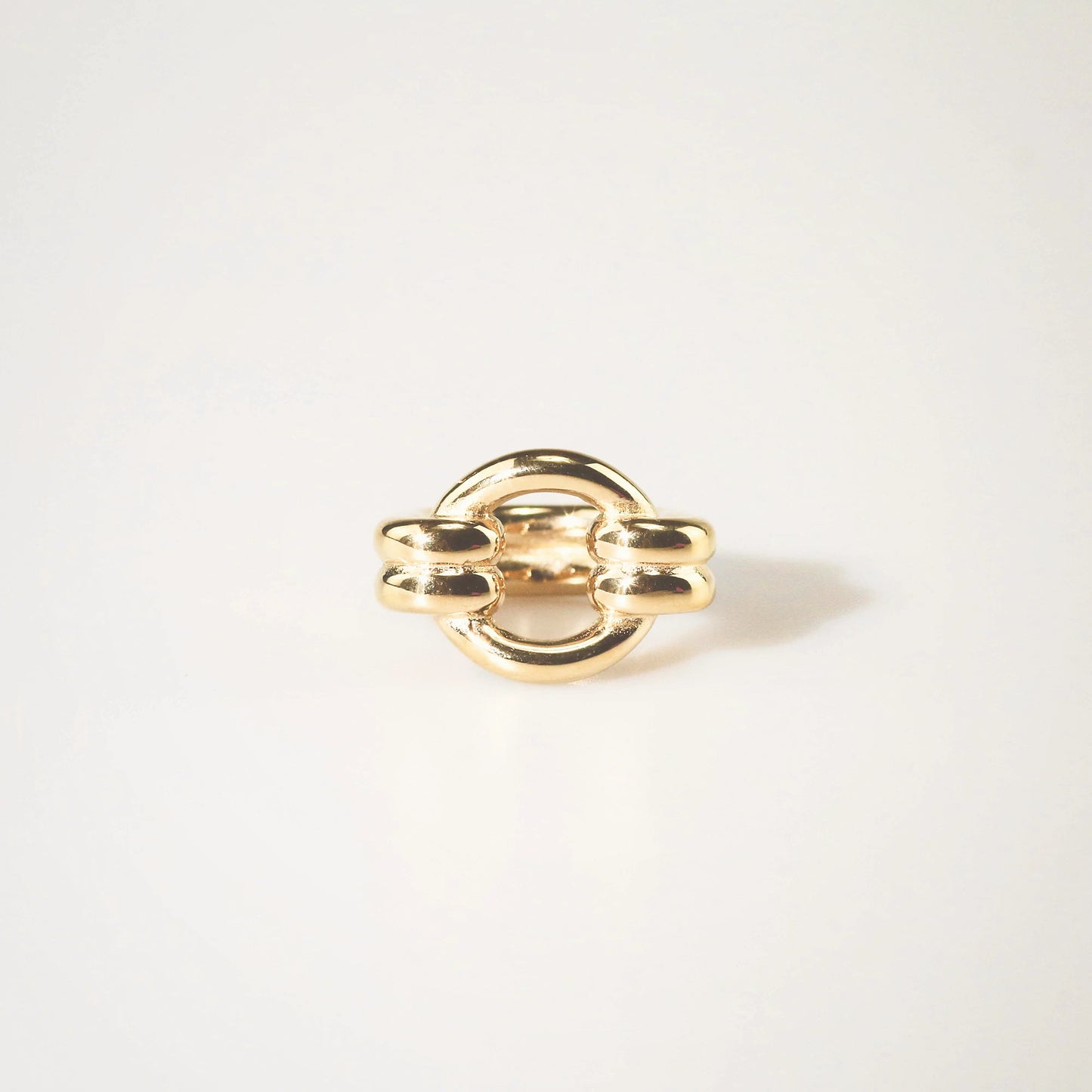 Double loop ring gold