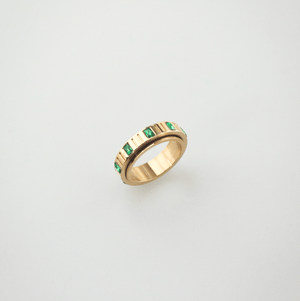 emerald fidget ring