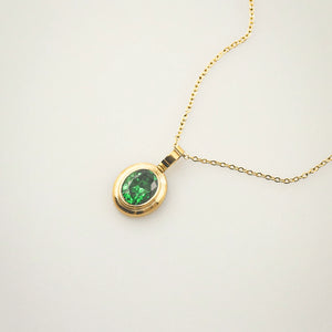 green stone necklace