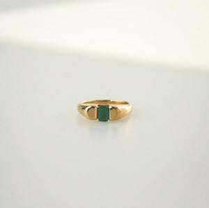 emerald singet ring