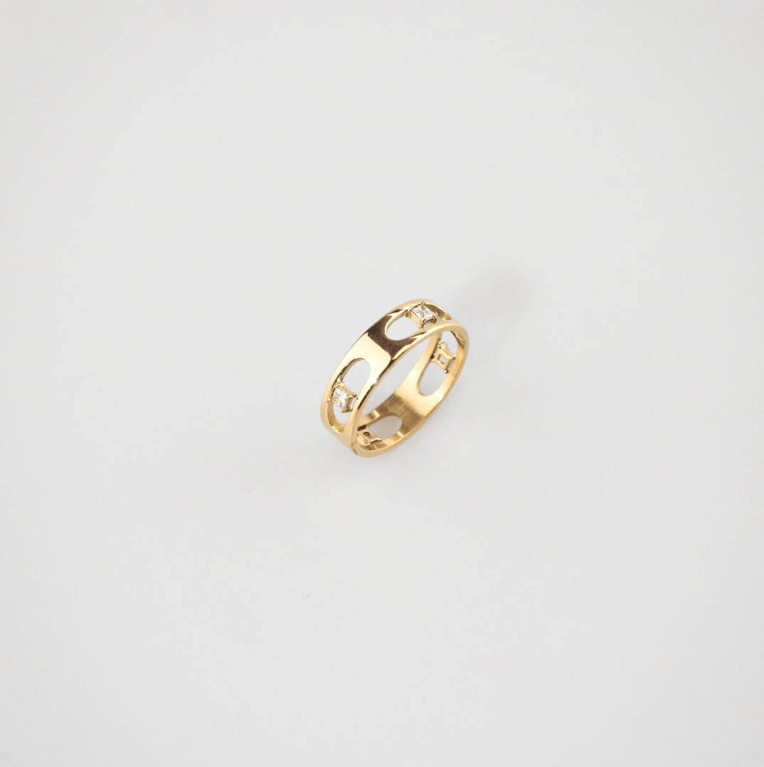 sparkling eternity ring