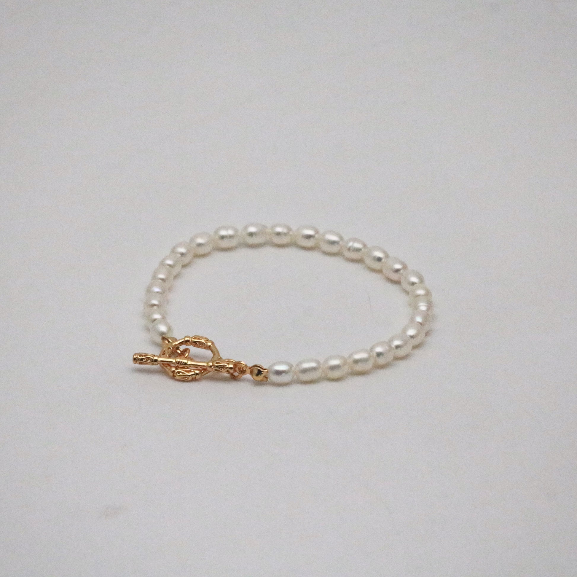 Pearl Toggle Bracelet, 18k gold-plated