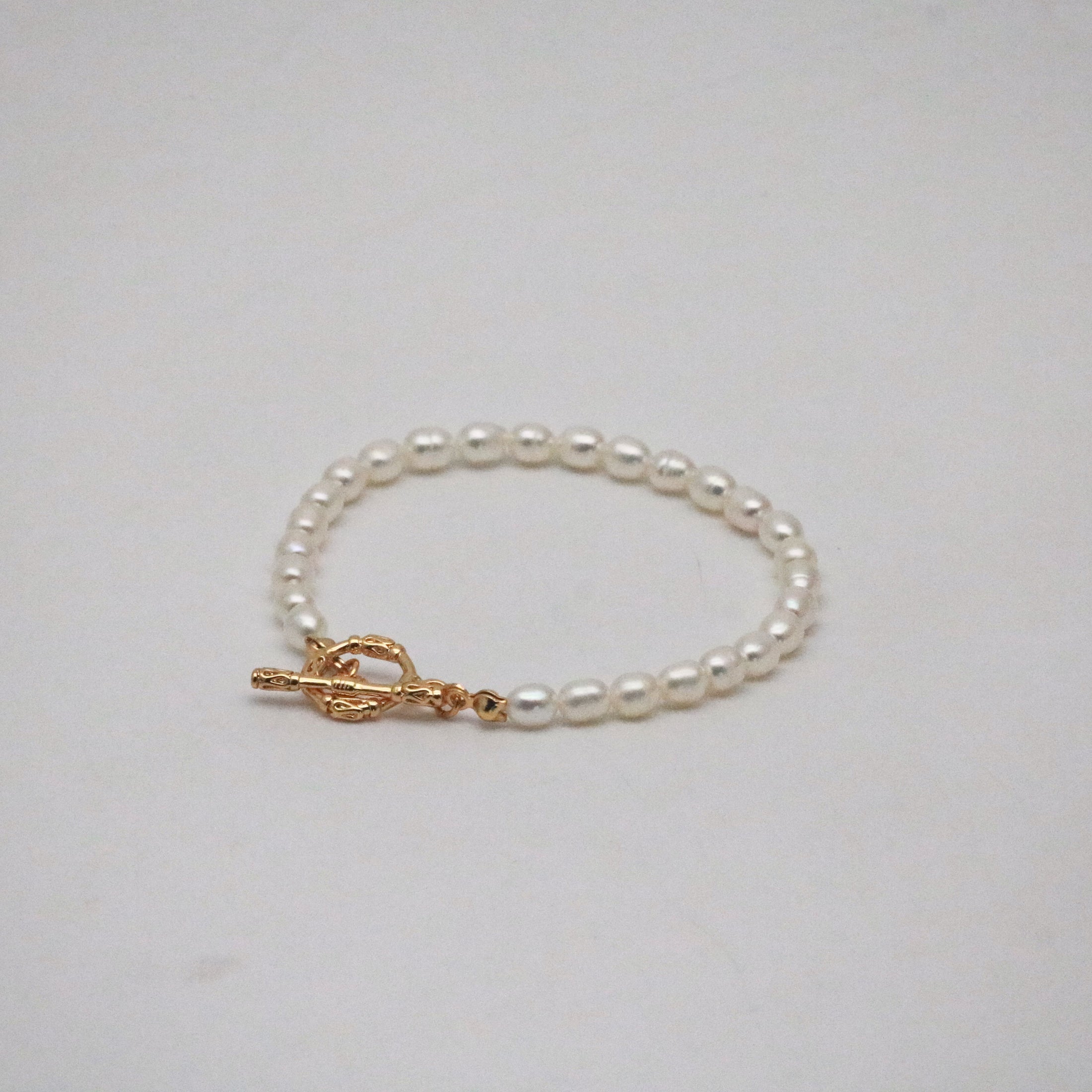 Pearl Toggle Bracelet, 18k gold-plated