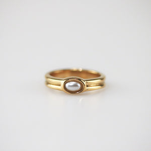 gold and pearl ring
