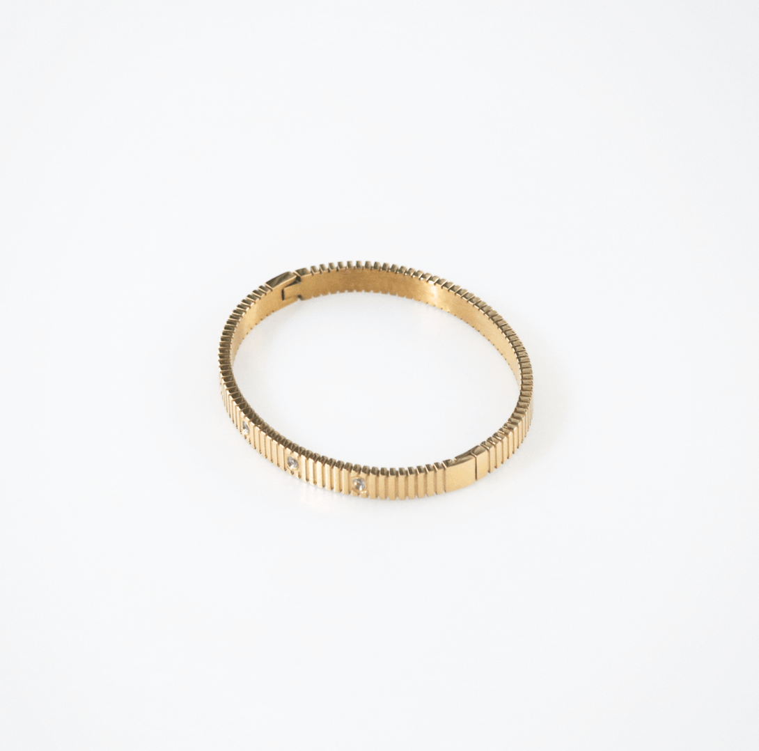 Waterproof Ribbed Crystal Bangle Bracelet | Stylr