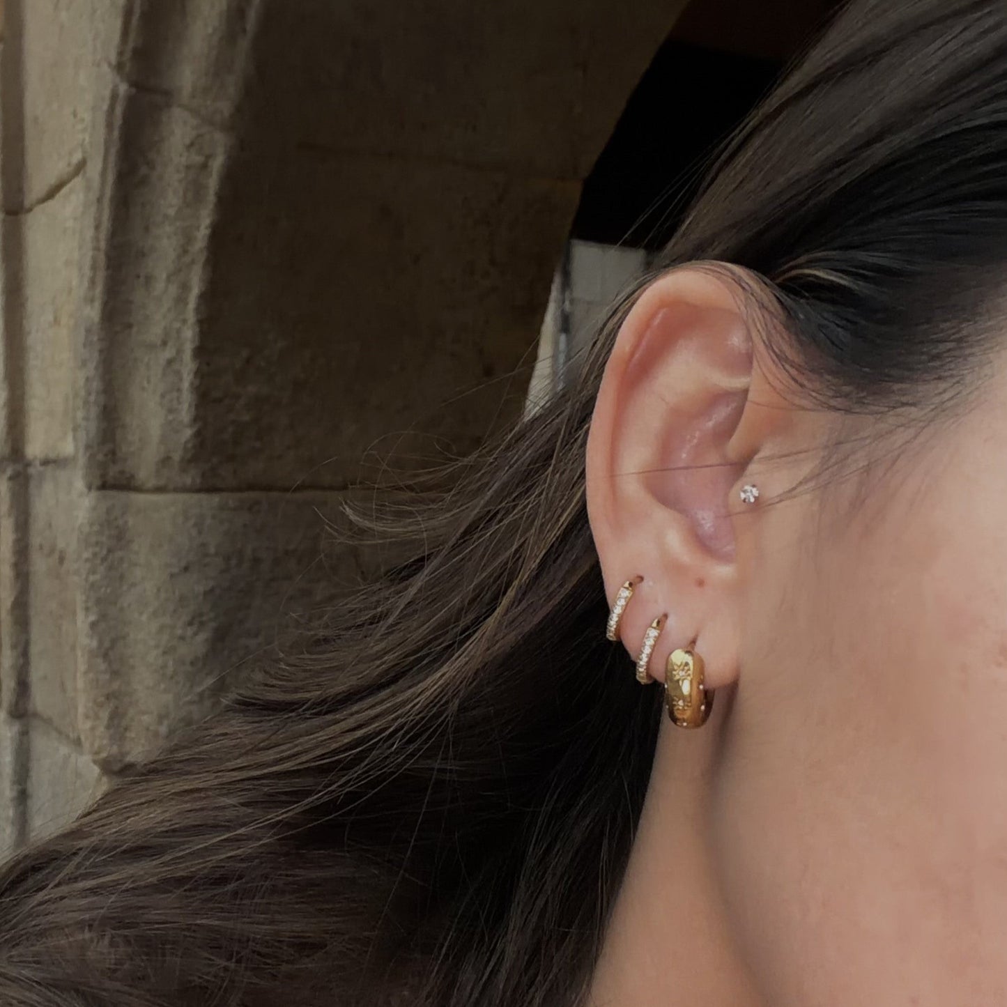 gold daily hoops