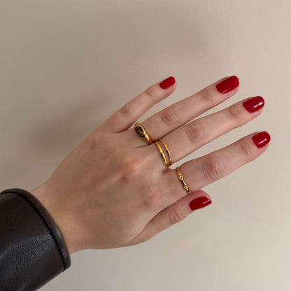 gold eternity ring