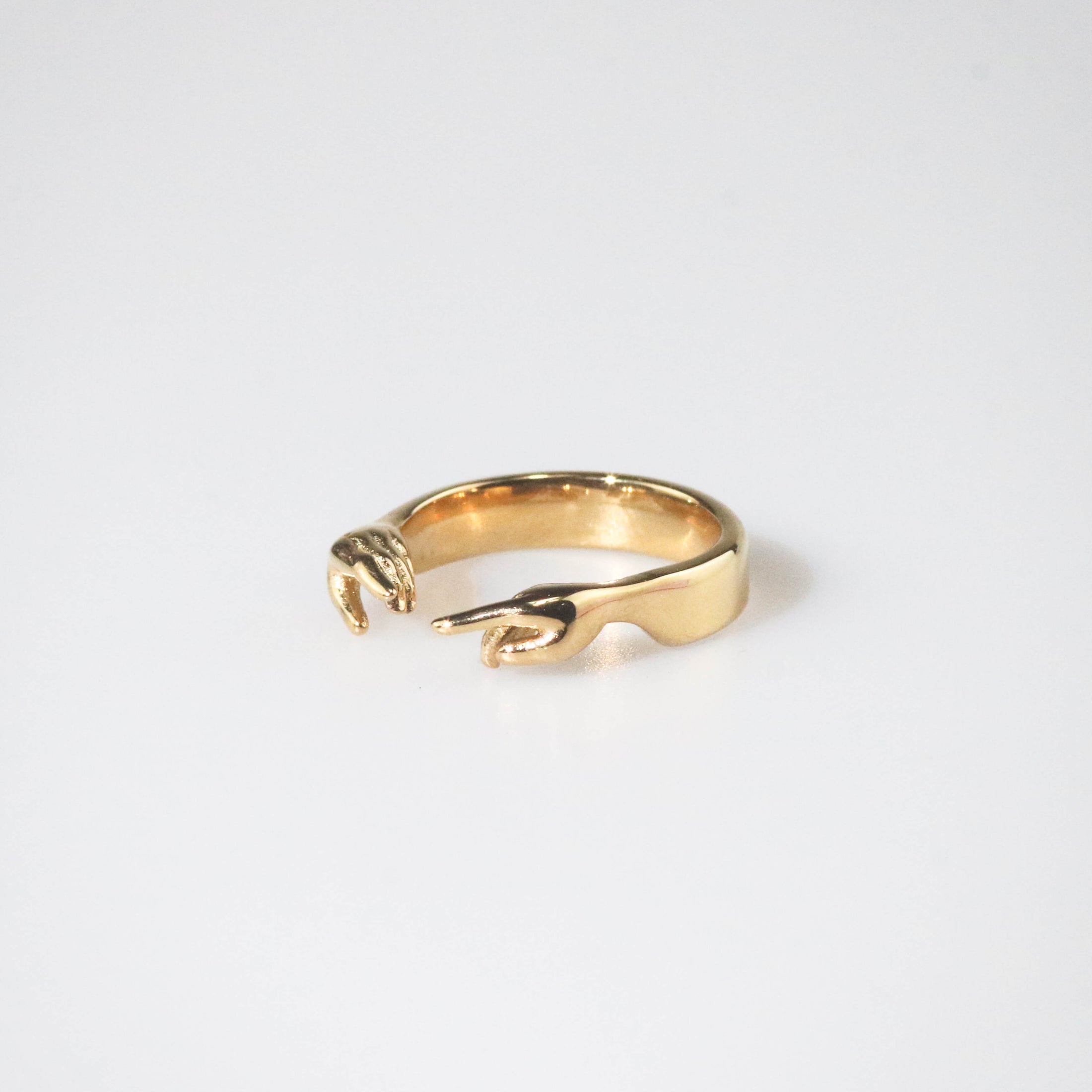 hands ring 