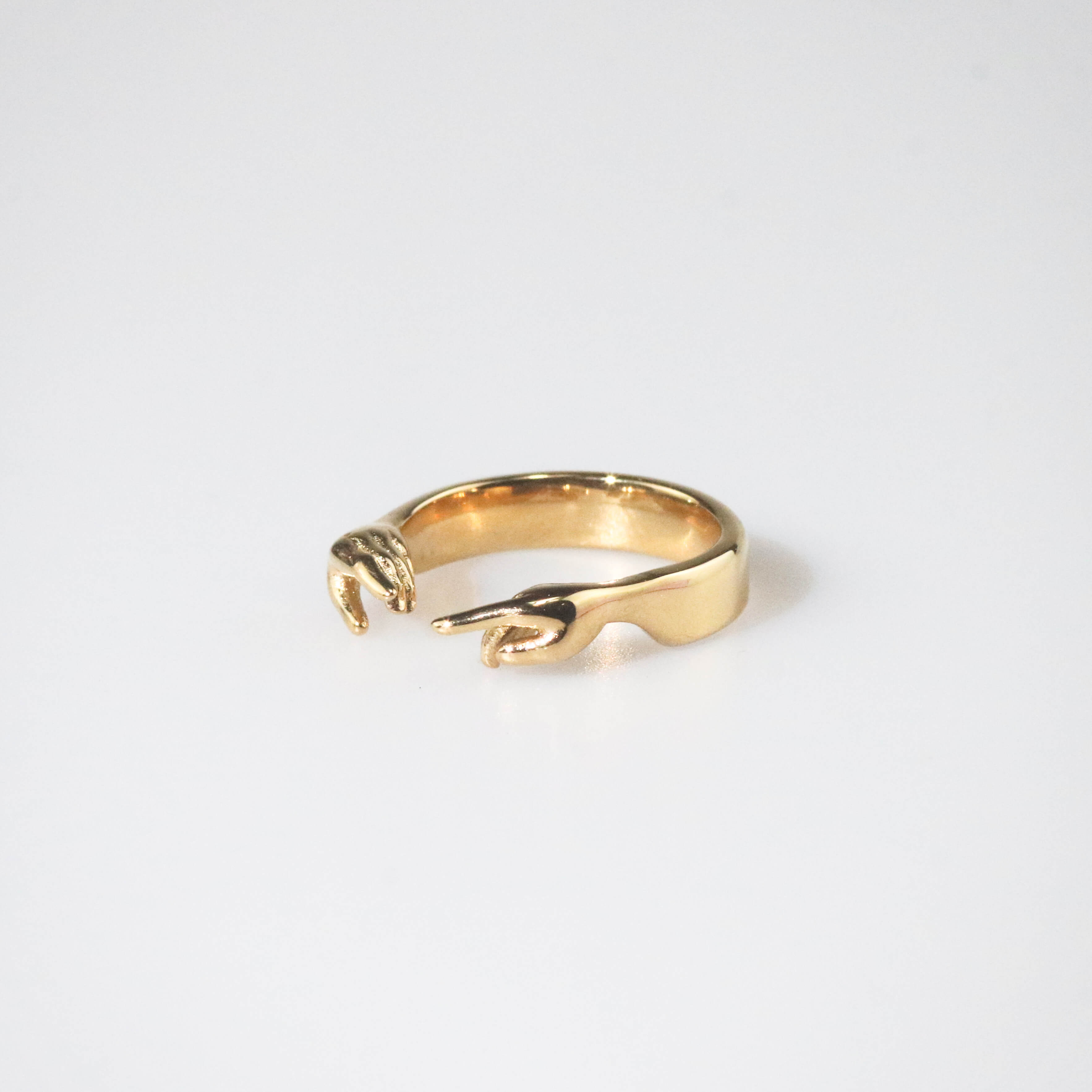 hands ring 