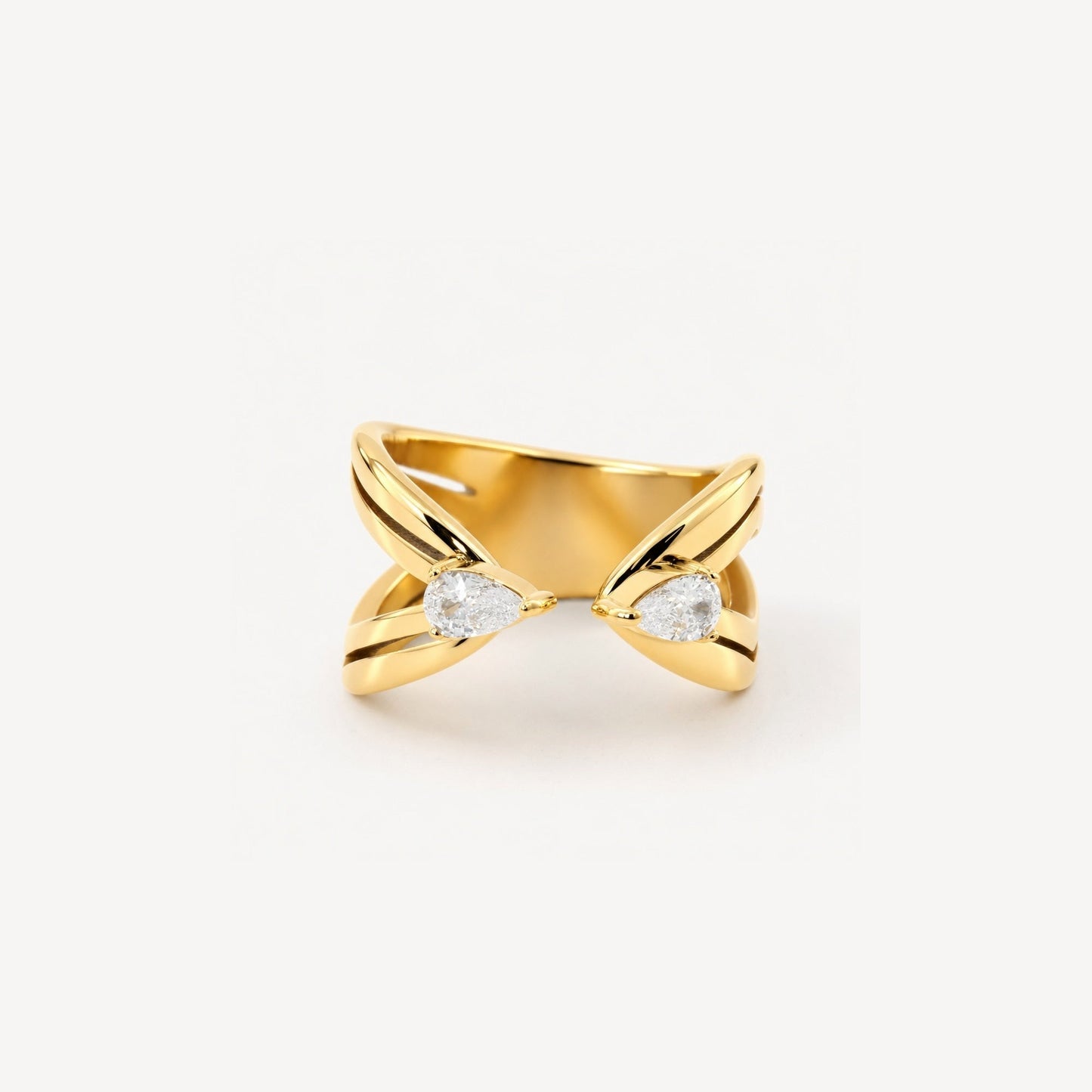 hug ring gold
