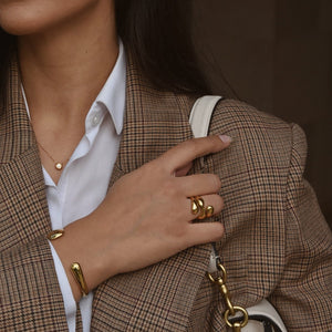 Meideya Waterproof Gold Cuff Bracelet, 18k gold-plated stainless steel