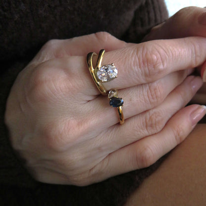 Solitaire Unite Curve Ring, waterproof 18k gold-plated stainless steel