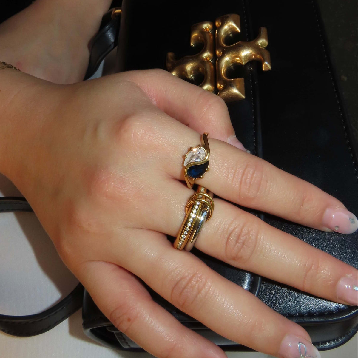 Midnight Kiss Ring, waterproof 18k gold-plated stainless steel