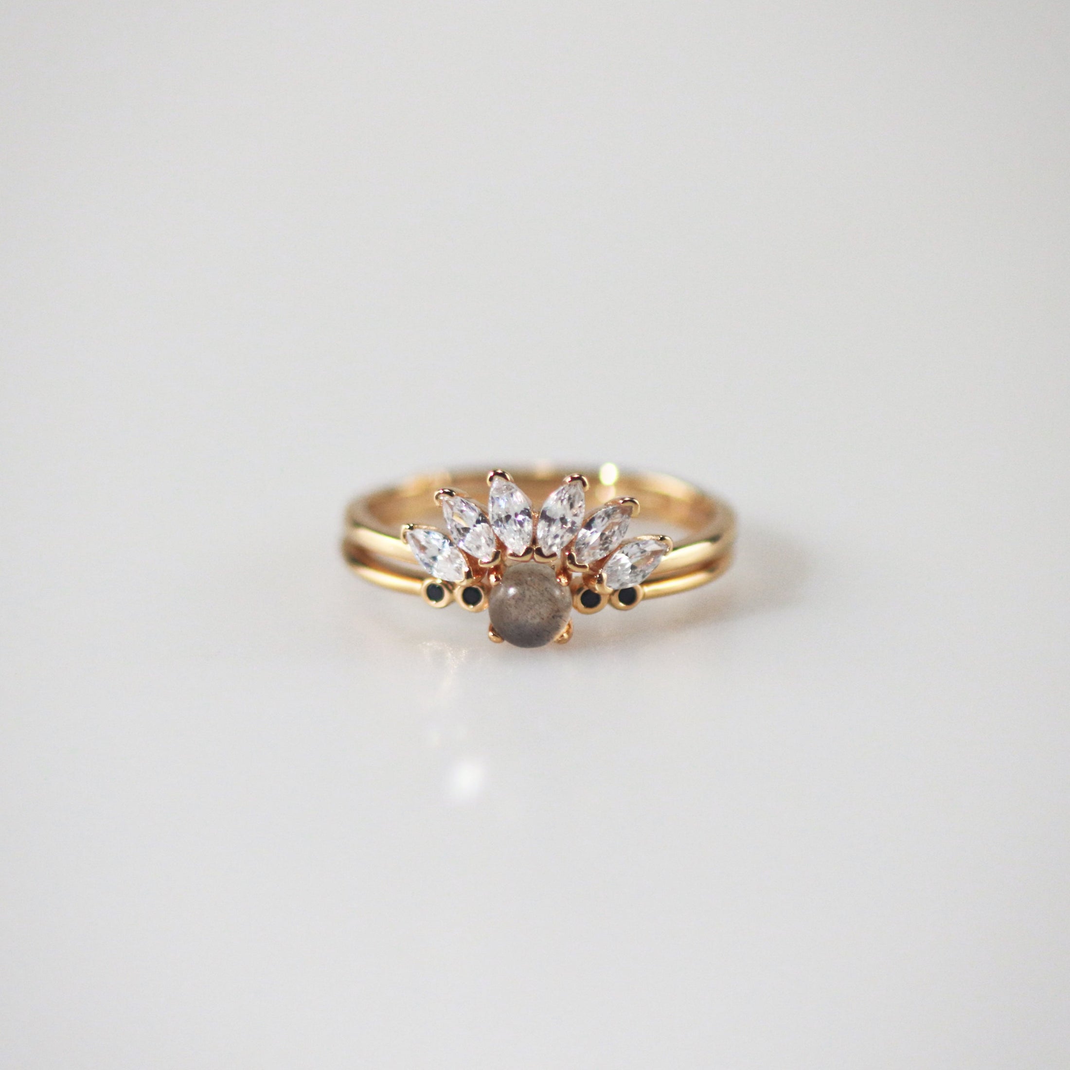 Labradorite ring and Contour gemstone band ring