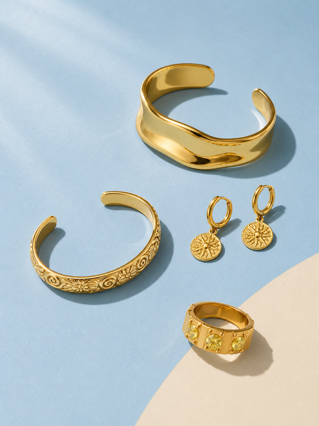 Lemon Kiss in Azure jewelry set — flat lay