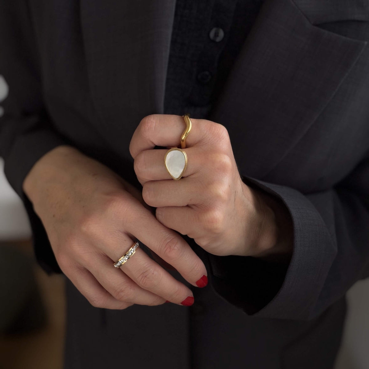Waterproof Gold Waveform Band Ring, 18k gold-plated stainless steel