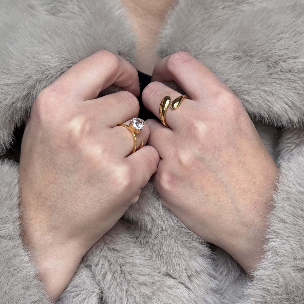 Waterproof Tarnish-Free Hug Ring, 18k gold-plated stainless steel