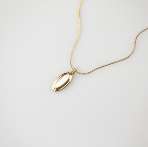 mother of pearl pendant necklace