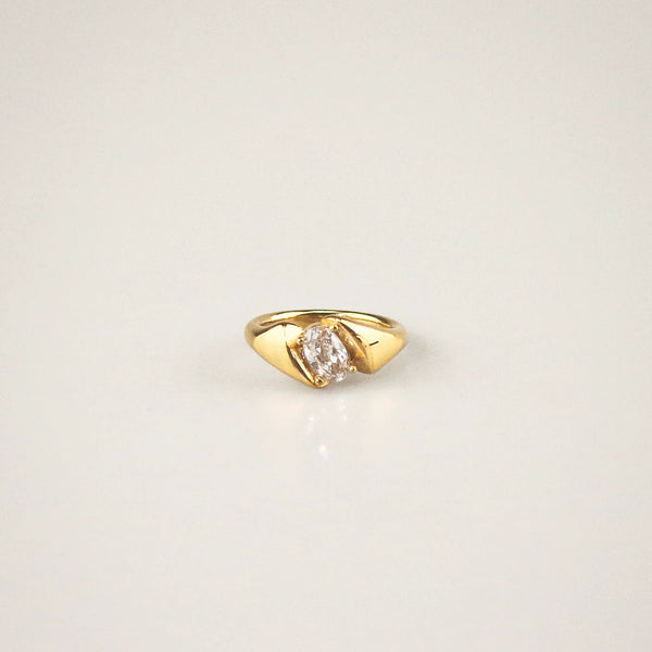 Waterproof Oval Bypass Wrap Ring in Gold