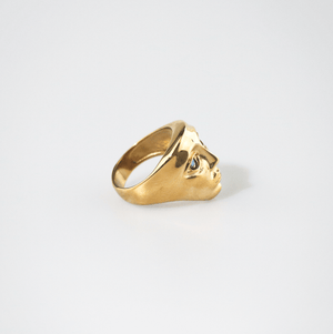 ring with a face