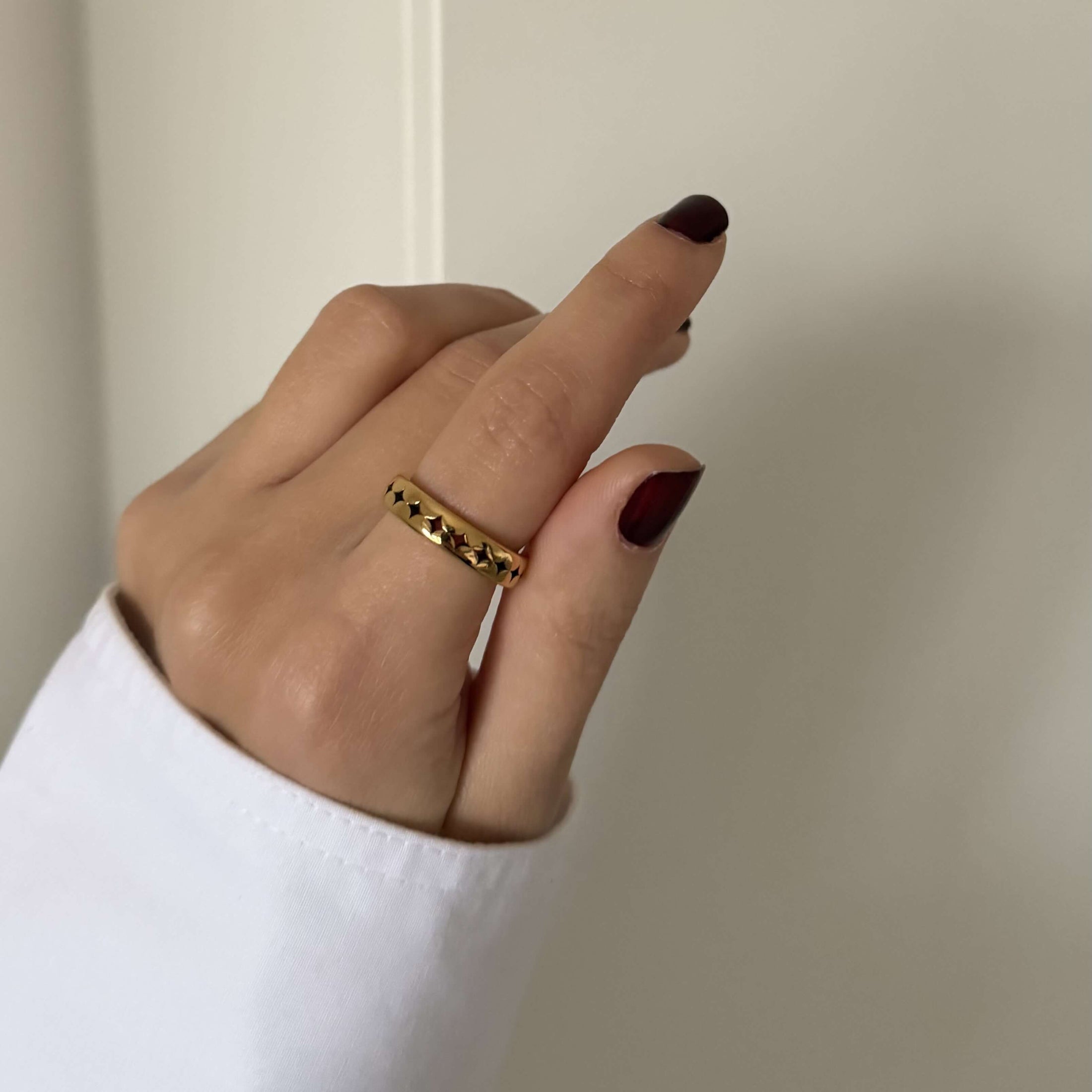 Star Eternity Band Ring, waterproof 18k gold-plated stainless steel