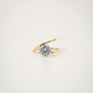 solitaire engagement ring