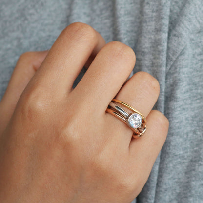 solitaire ring gold