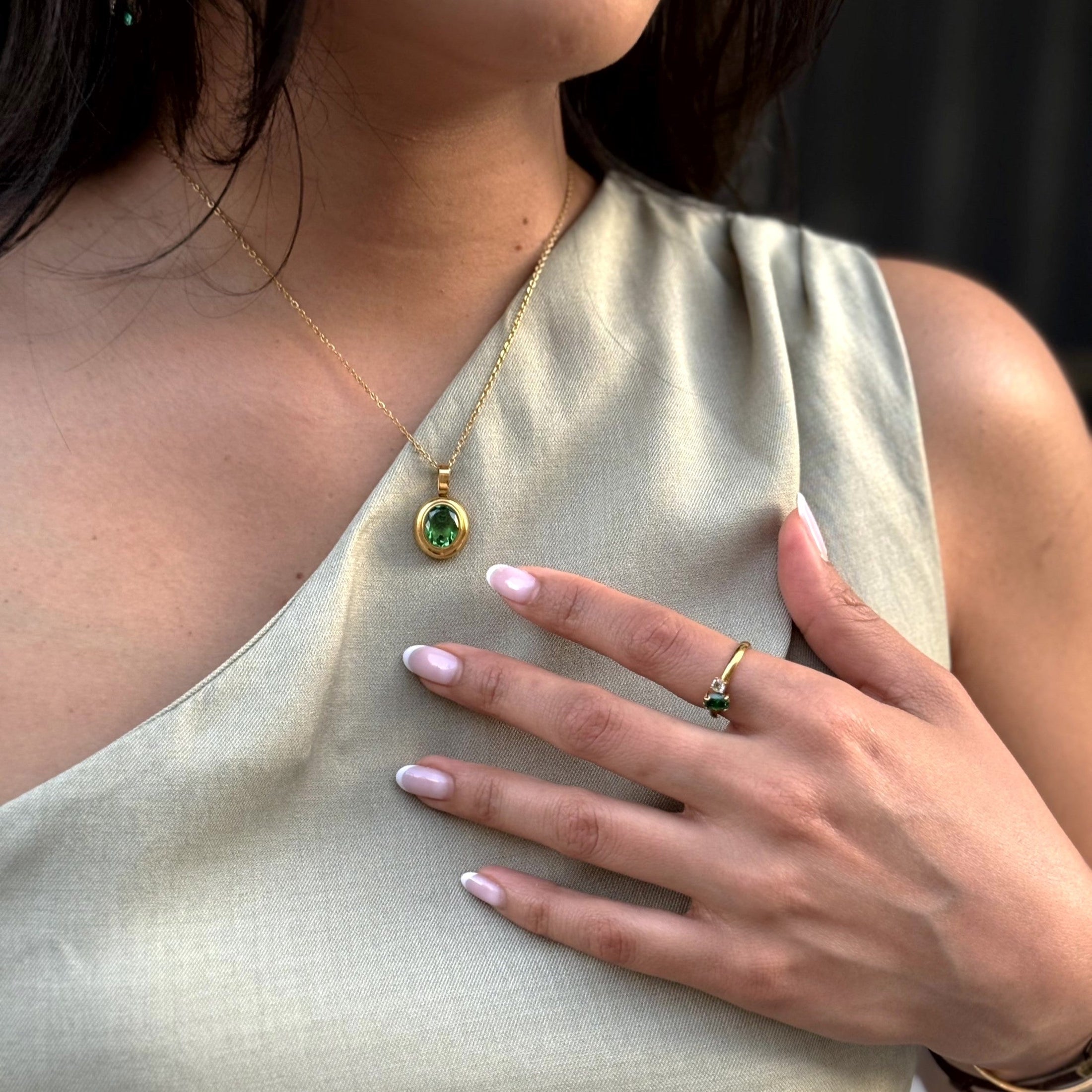 Waterproof Tarnish-Free Emerald Sparkle Ring, 18k gold-plated stainless steel