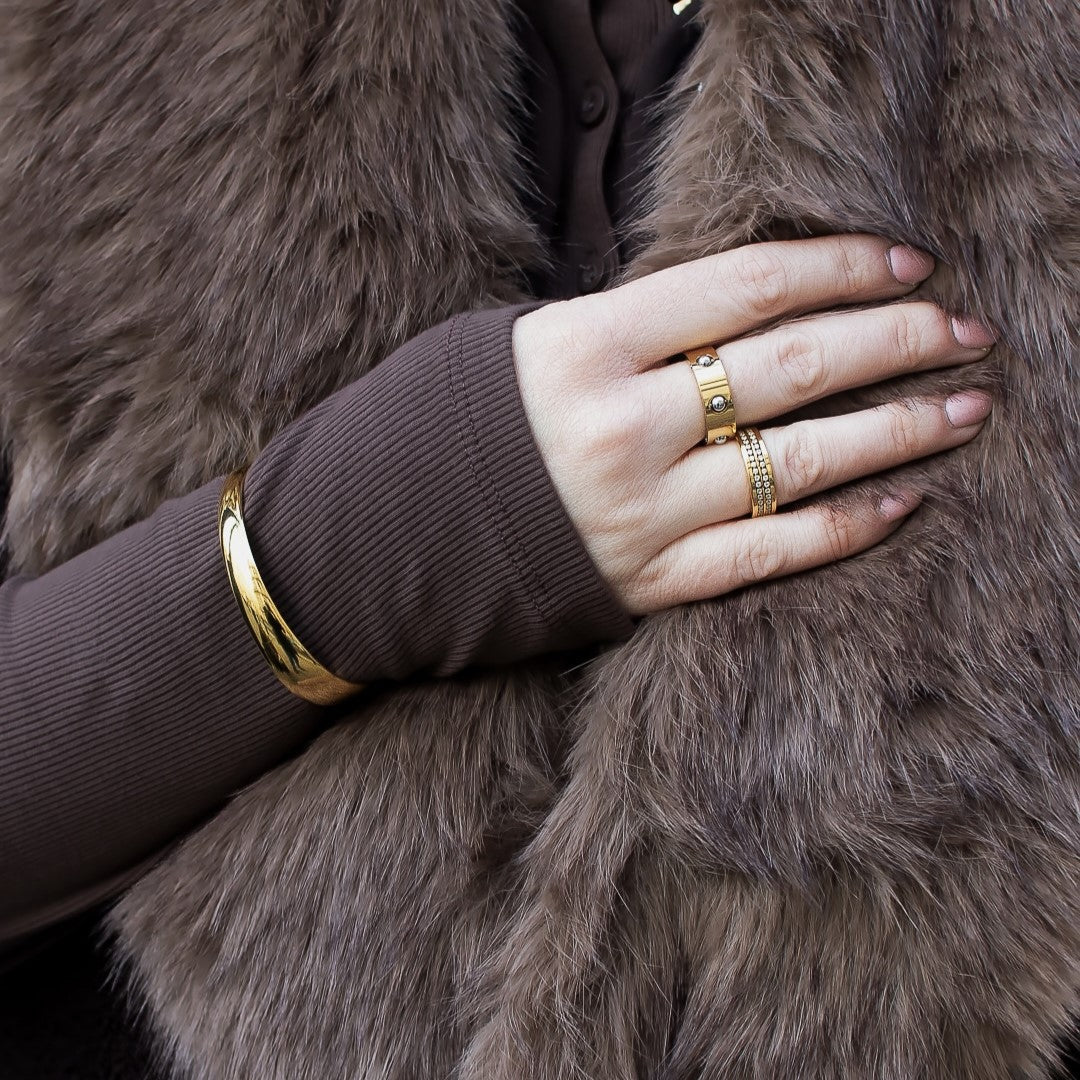 Vowline Band Ring, waterproof 18k gold-plated stainless steel