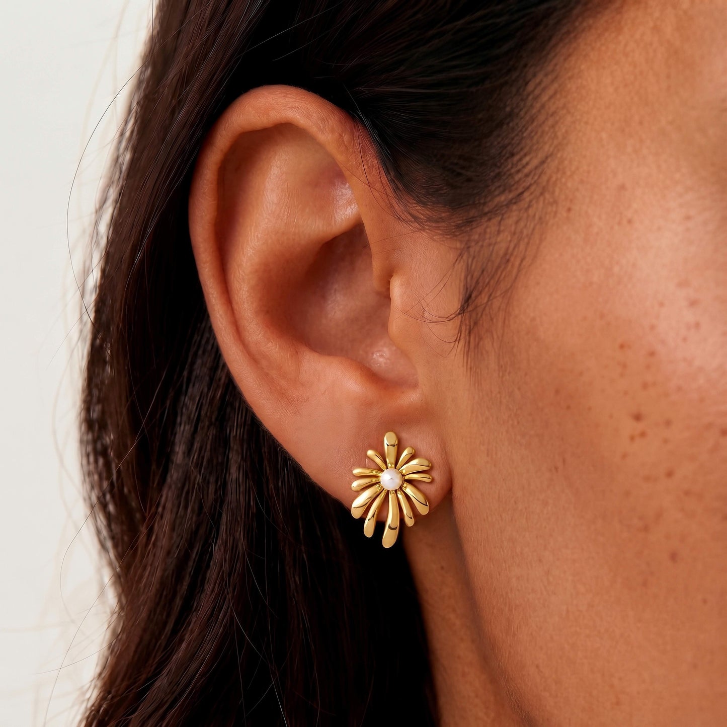 sunburst-pearl-stud-earrings