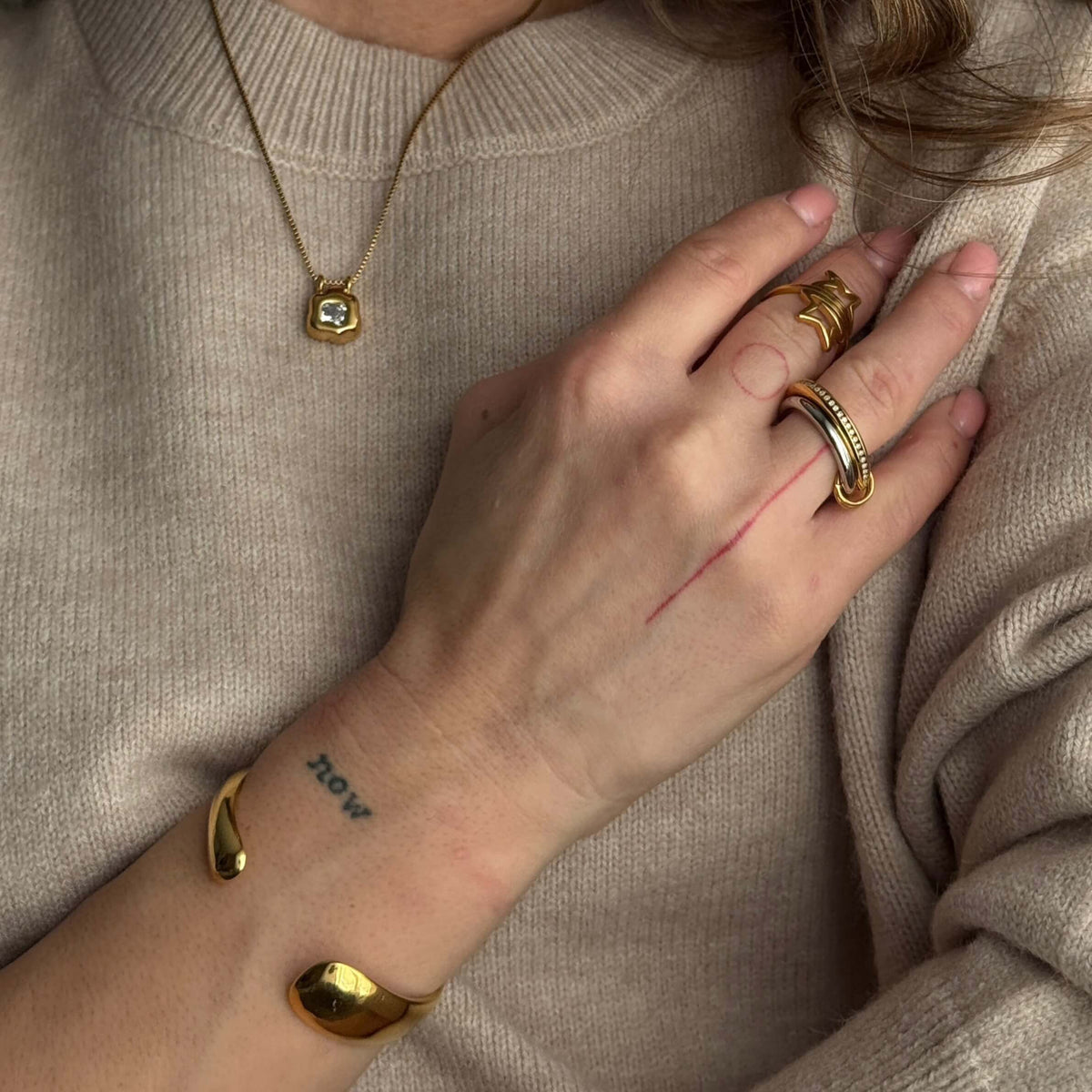 Double Sparkle Link Ring, waterproof 18k gold-plated stainless steel