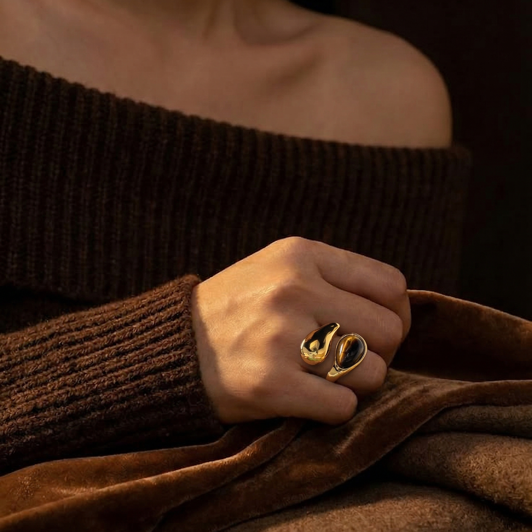 Tiger's Eye Bypass Ring, waterproof 18k gold-plated stainless steel