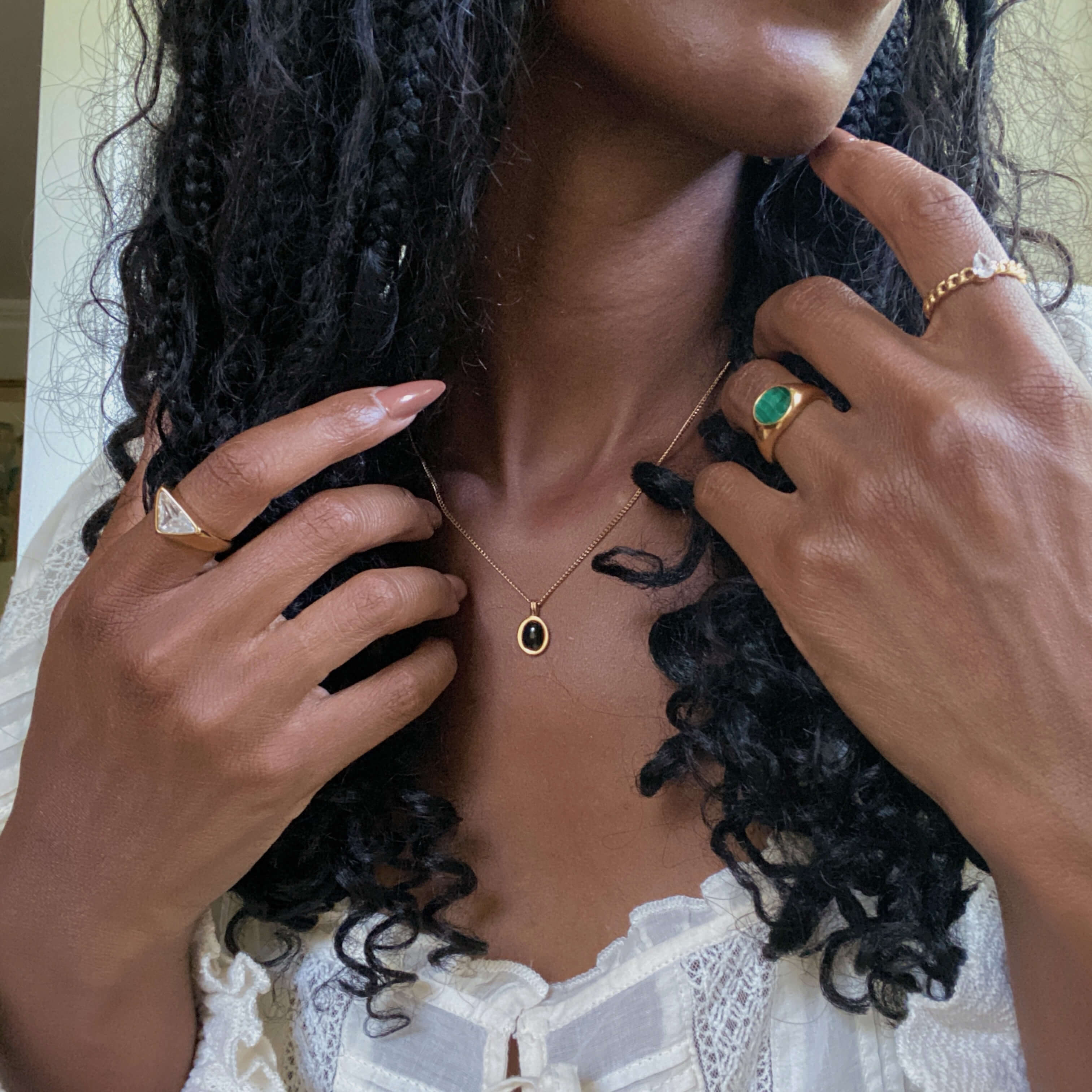 Meideya Jewelry tiny black onyx necklace