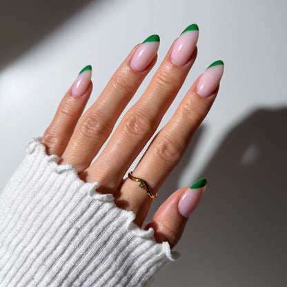 Emerald Dot Wave Ring, waterproof 18k gold-plated stainless steel