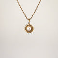 vintage pearl pendant necklace