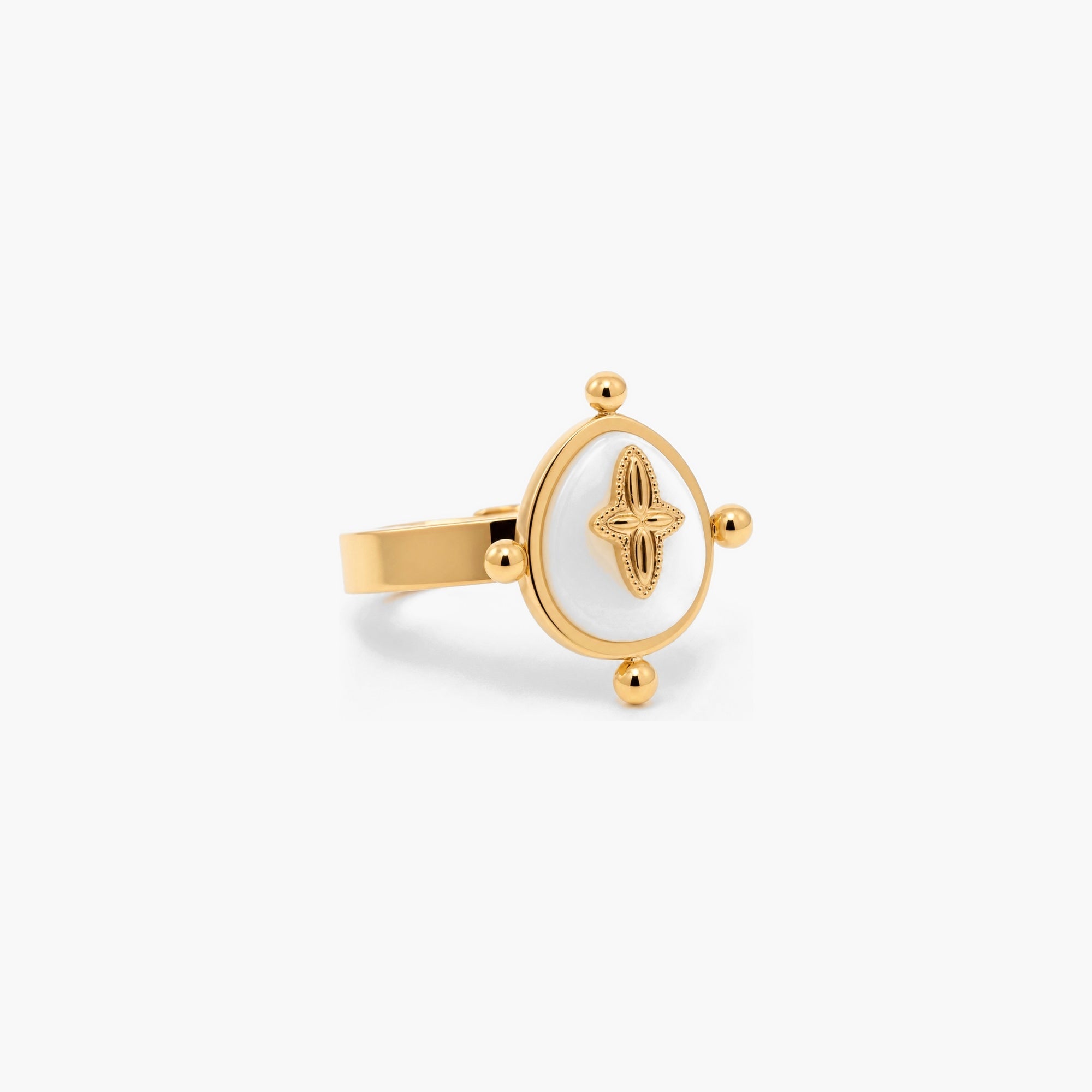 Vintage mother of pearl ring