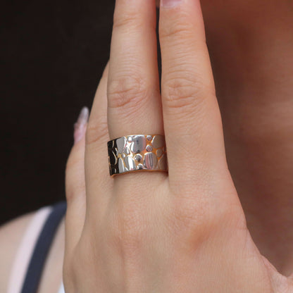 Waterproof Tarnish-Free Pebble Statement Band Ring, 18k gold-plated stainless steel